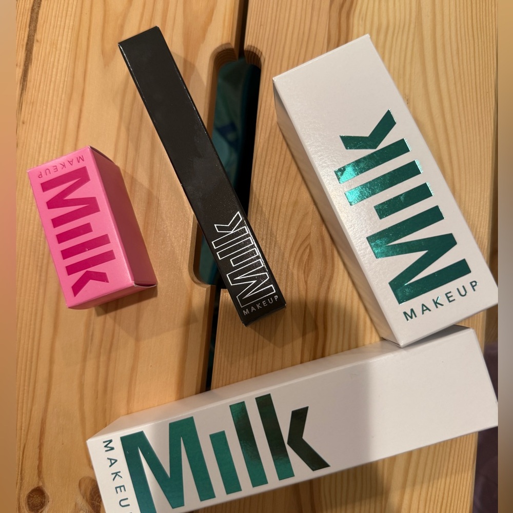 Milk Bundle - Picture 1 of 6